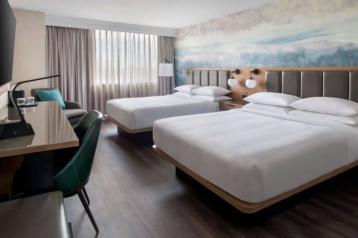 Room 9 of 27